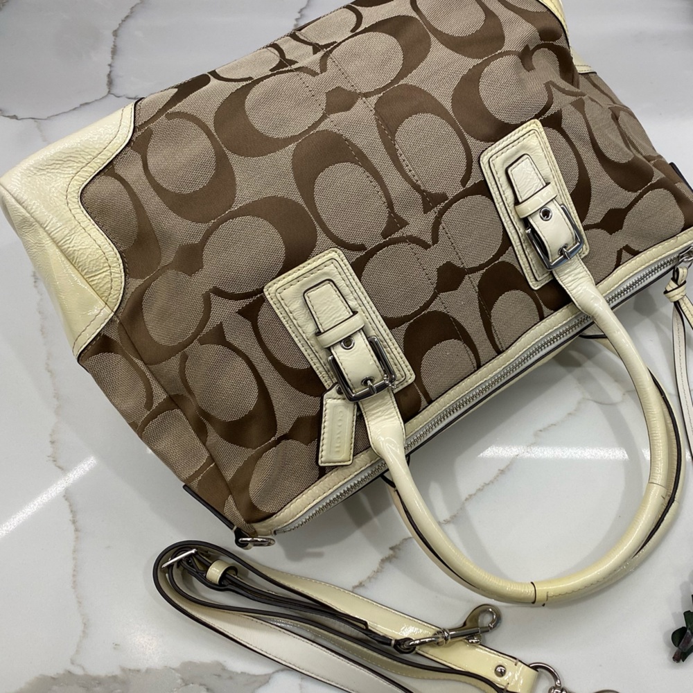 VINTAGE! COACH monogram purse ivory brown